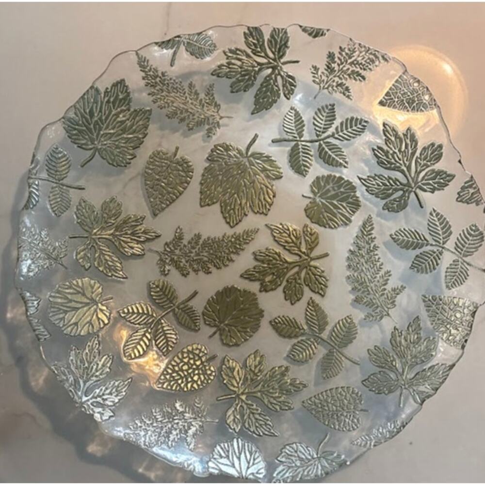 Vietri Italian Clear Glass Plate Clear Silver Embossed leaves 15.5" 1980s  Rare